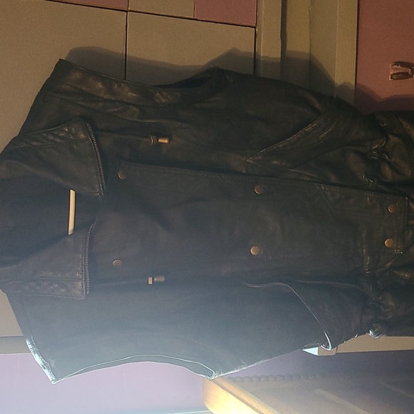 Jacket - Picture 4 of 6